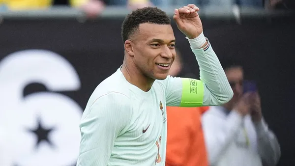 Kylian Mbappé's luxurious finish against Brazil - X @equipedefrance