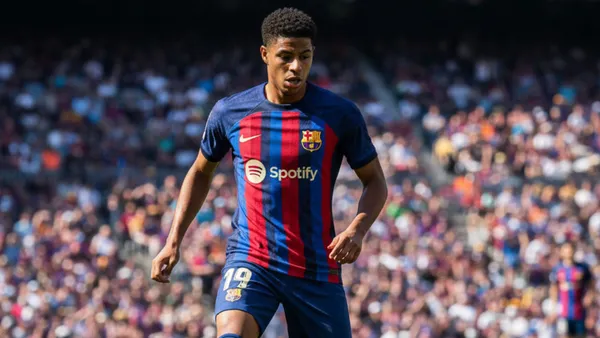 Manchester United wants to receive €30 million by FC Barcelona for Marcus Rashford - Picture created by AI