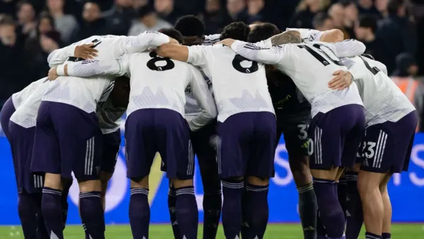 Manchester United would sell nine players by the next season