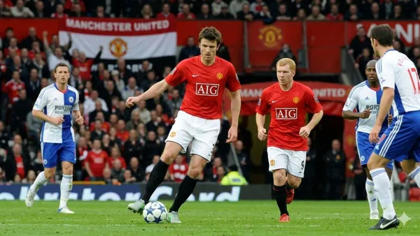 Paul Scholes apologized after his comment to Michael Carrick following his first defeat at Manchester United