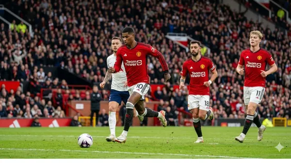 The Red Devils are monitoring alternative candidates, although the current manager’s strong performances could convince the club to keep him