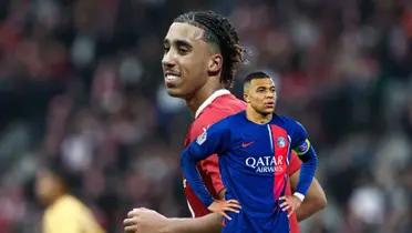 Leny Yoro. smiles as he wears the Lille jersey while Kylian Mbappé puts his hands on his hips with a PSG jersey on. (Source: Fabrizio Romano X)