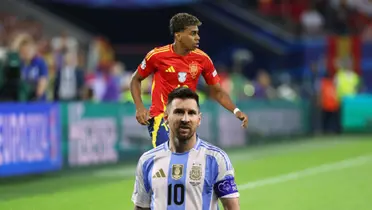 Lionel Messi looks serious while he wears the Argentina jersey and Lamine Yamal looks to the left as he wears the Spain jersey. (Source: Getty Images)