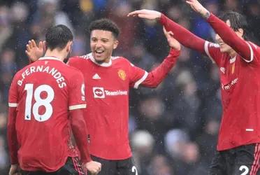 A match between Whites and Red Devils that will not be forgotten for a long time. Leeds were able to equalize a 0-2 against and United to put back the same difference in a match that ended in a 2-4.