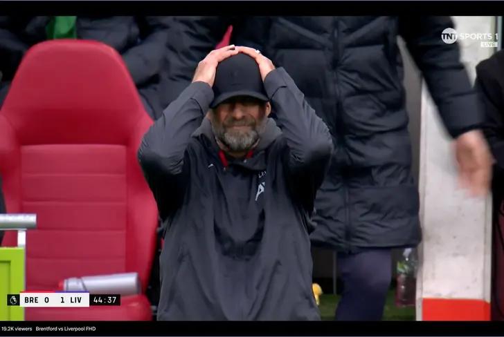 (PHOTO) Klopp's reaction when he saw that Darwin and Diogo Jota were injured