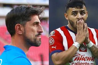 Alexis Vega was upset when leaving the match against Necaxa