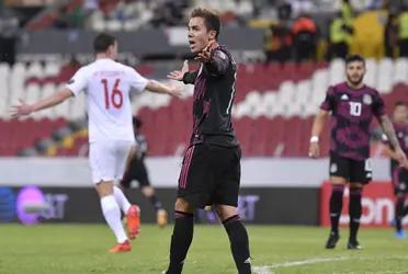 America's player showed how the match ended