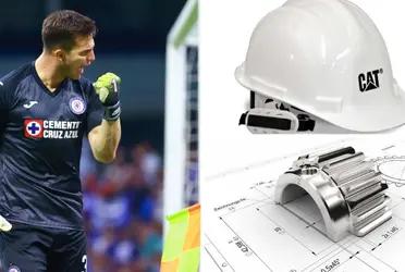 At a time when he lacked confidence in Veracruz, the goalkeeper considered retirement to continue the family tradition.