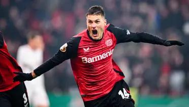 Bayer match | Photo: @bayer04fussball