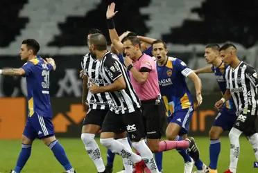 Boca Juniors and Atlético Mineiro starred in one of the most shameful events in the history of the Copa Libertadores, which ended with major incidents.