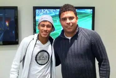 Both Brazilian stars have everything and lots of money coming from different places. But who is the richest one?