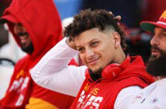 Patrick Mahomes signed a 10-year deal with Kansas City Warriors to the tune of $503m.