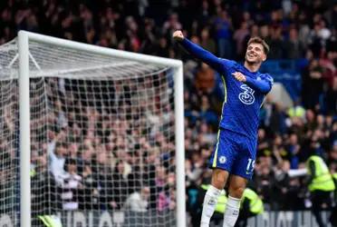 Chelsea academy graduate Mason Mount was the star of the match as Chelsea beat Norwich City 7-0, see how much he makes per week.