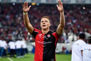 Club América are looking for a new striker.