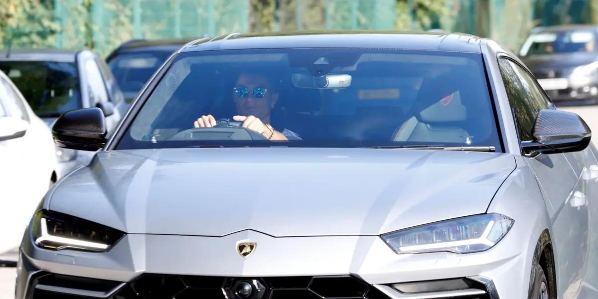 Cristiano Ronaldo returned to training at Manchester United after 12 years, and how could it be otherwise, his arrival at the club did not go unnoticed.