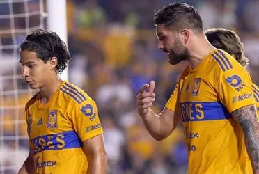 Diego Lainez got angry with André-Pierre Gignac after the defeat against América and now he could stay out of Tigres