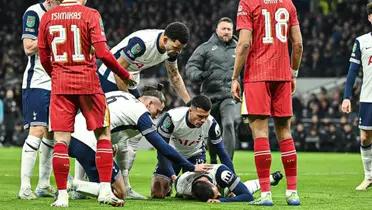 Following his spectacular fall on the field that forced him to leave the field on a stretcher, several reports indicate that he could be out