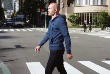 He did nor retired, he is in Japan and he is making a lot of money in a new heading.