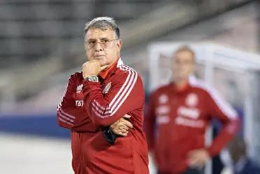 He doesn't have guaranteed his position as El Tri coach.