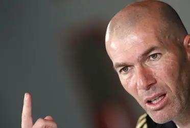 He is not considered any longer by the French coach, but no clubs made a bid for him.