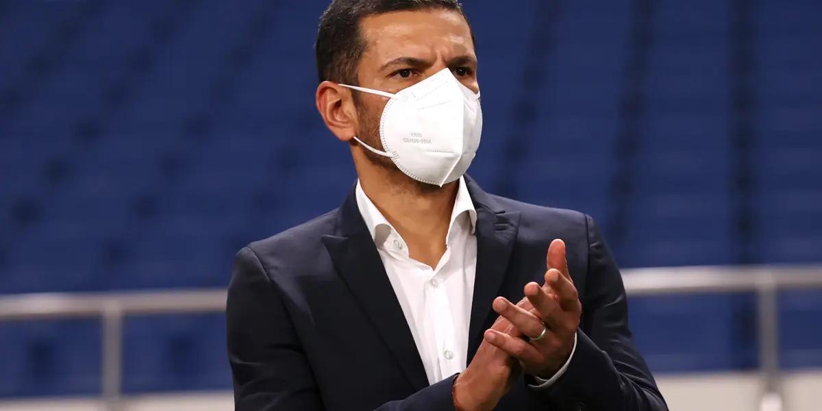 He won the bronze medal with El tri U-23.