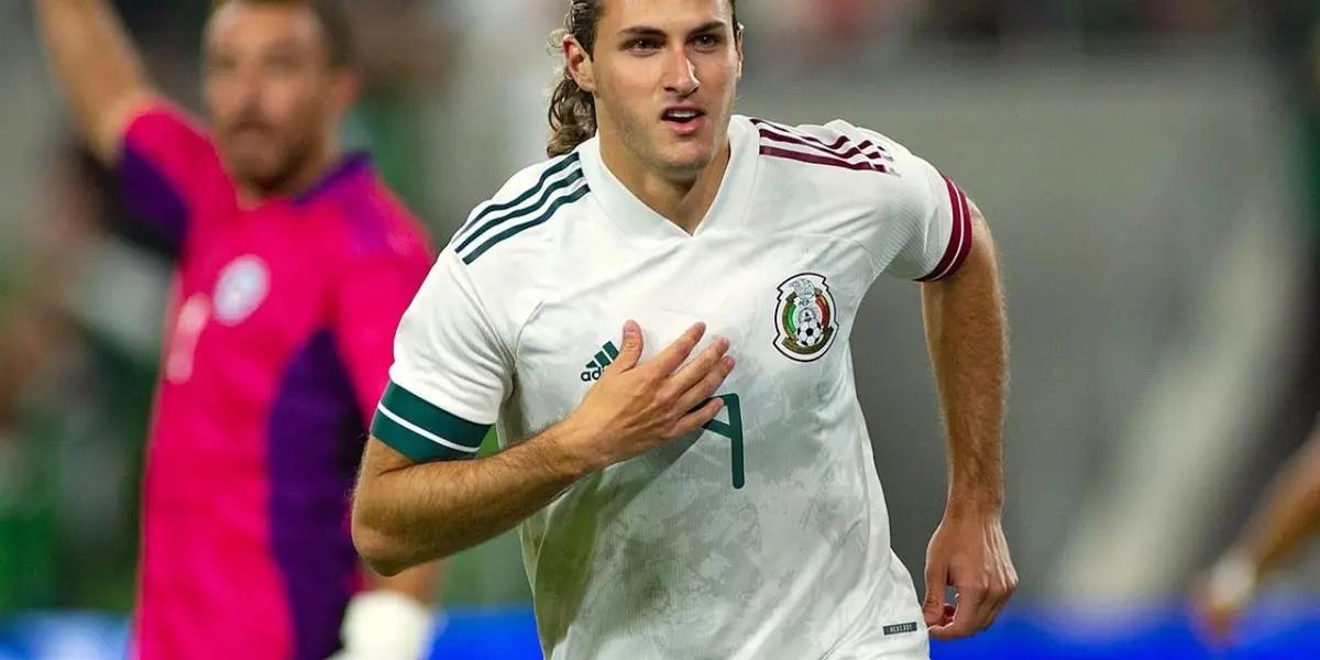 In Liga MX, Santiago Giménez has a higher goal-scoring average than Rogelio Funes Mori and Henry Martín.