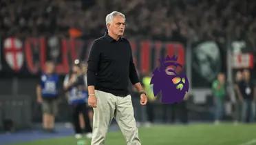 Jose Mourinho serious while coaching his AS Roma team in Italy.