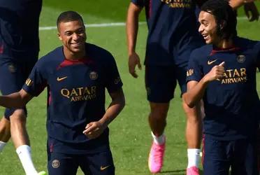 Kylian Mbappé's future is at the center of discussions. And rightly so, the French striker sees his contract expiring next June with PSG.