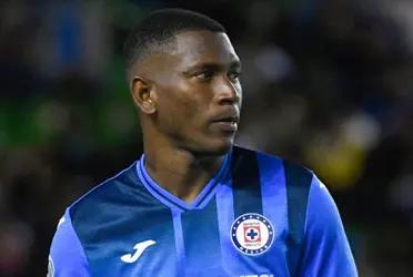 La Máquina currently has three strikers.