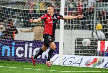 Las Águilas are in need of a striker that can score consistently.