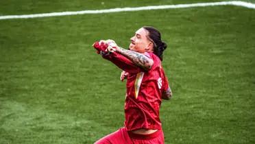 Liverpool sets high price for Darwin Nunez amid transfer interest.