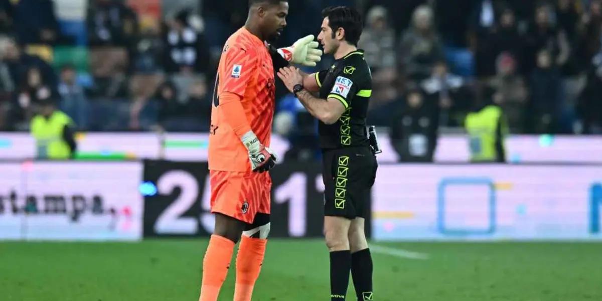 Maignan told the referee from the beginning of the abuse he was receiving