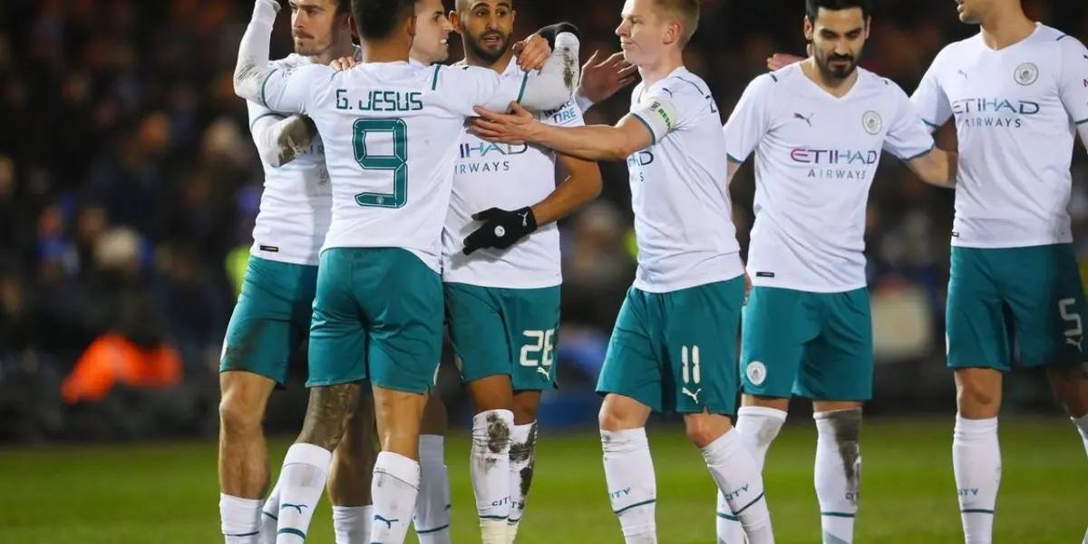 Manchester City is already in the quarterfinals of the FA Cup after defeating Peterborough United away (0-2). Goals from Mahrez and Grealish were enough in a match that cost the Citizens a lot.