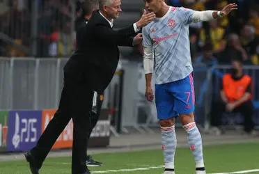 Manchester United were eliminated from the Carabao Cup and many reports say Cristiano Ronaldo is not happy with United's coach and the club could sack him.