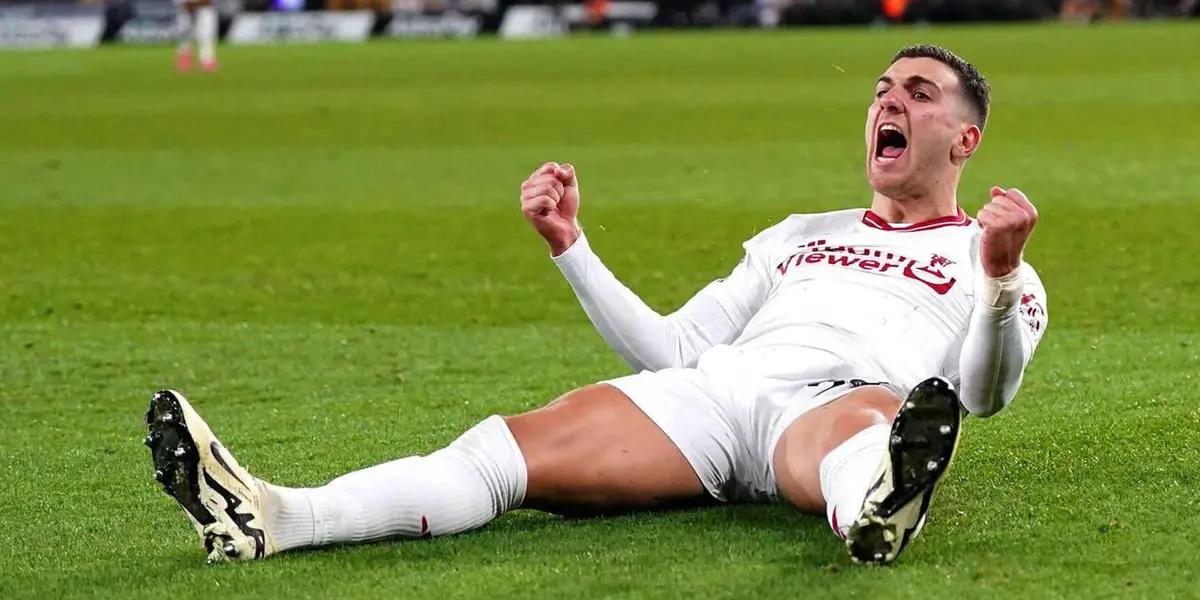 Manchester United's win was tarnished by a potentially serious knee injury for Lisandro Martinez.