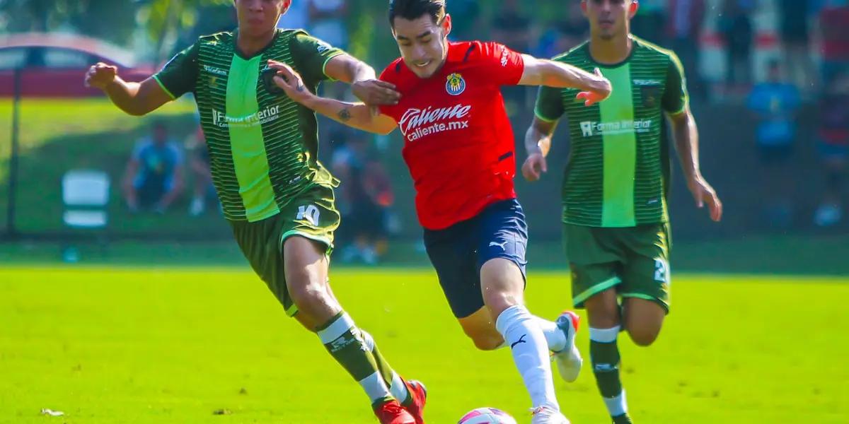 Marcelo Michel Leaño's Rebaño Sagrado thrashed its rival 8-0.