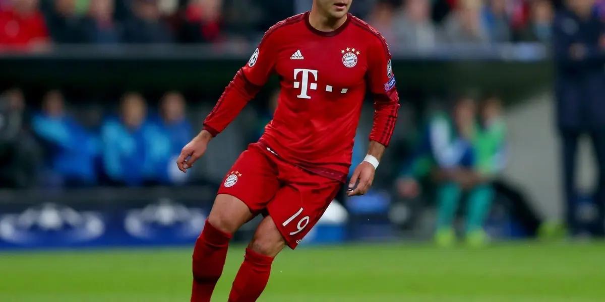 Mario Gotze ended his contract with Borussia Dortmund and has already signed with PSV of the Netherlands