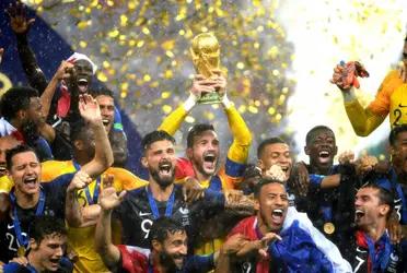 Money alone does not move him. That is why this world champion rejected a offer that came with an inimaginable amount of money because he wants to keep playing for the club he loves.