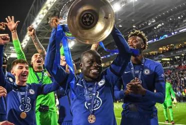 N'Golo Kanté is, without a doubt, one of the figures of the moment. Recently champion of the UEFA Champions League, his name sounds strong to stay with the Ballon d'Or. Will he be able to win it?