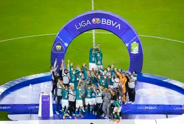 On Sunday night, Cruz Azul or Santos Laguna will be crowned champions and will add one more star to their shield. But who is the most winning team in Liga MX?4