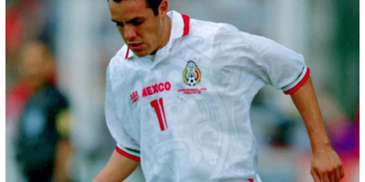 One of the greatest players of Club America reveals things about his past at the Coapa club