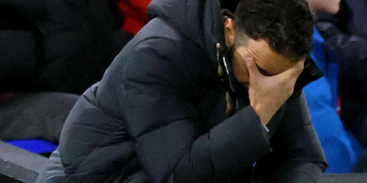 Portuguese coach dares to run Manchester United player at last