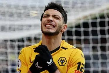 Raúl Jiménez lives the most difficult moment in his stay with Wolverhampton