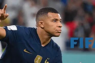 Referee César Ramos did not review a controversial action by the PSG striker against goalkeeper Bounou