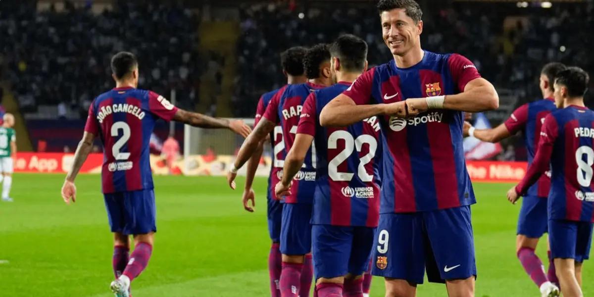 Robert Lewandowski is going though a terrible time in Barca.