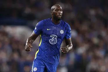 Romelu Lukaku's scoring start to his second Chelsea time came to an end but Chelsea turned around a quiet first half to beat London rivals Tottenham 3-0.