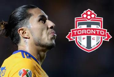 Salcedo scored his own goal in what would be his last game with the Felinos.