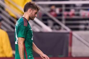 Santiago Giménez started and missed a penalty in the game against Suriname