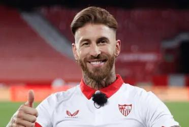 Sevilla has made a presentation to Sergio Ramos in their stadium.