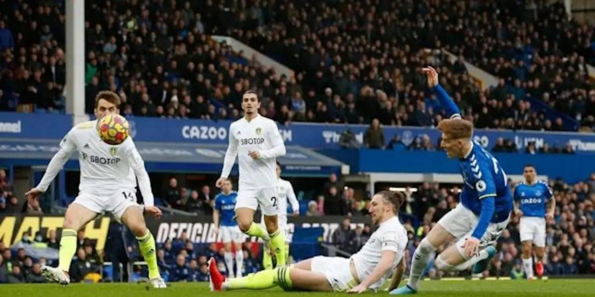 Thanks to this resounding result, Frank Lampard's men have extended their cushion over the relegation zone.